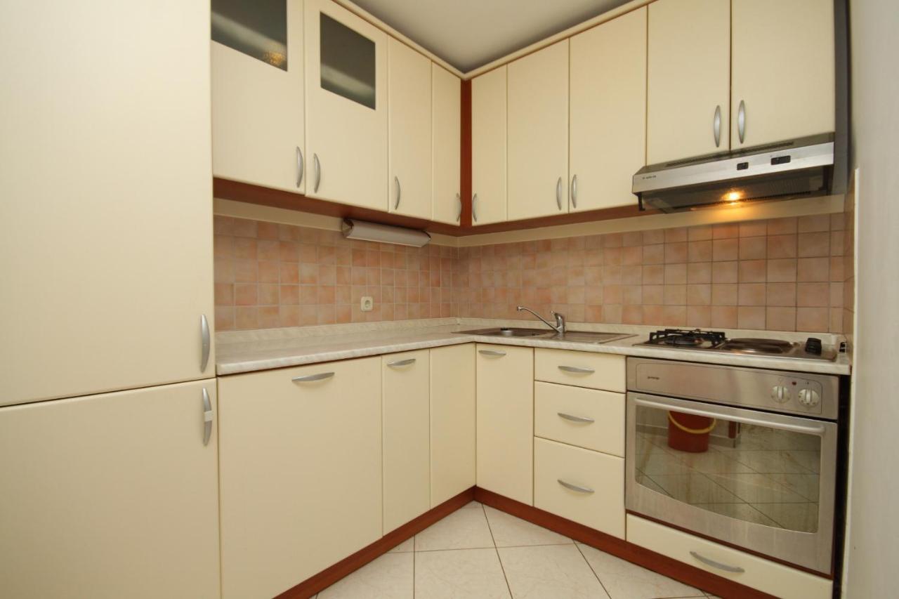 Apartments With A Parking Space مالي لوشينغْ المظهر الخارجي الصورة